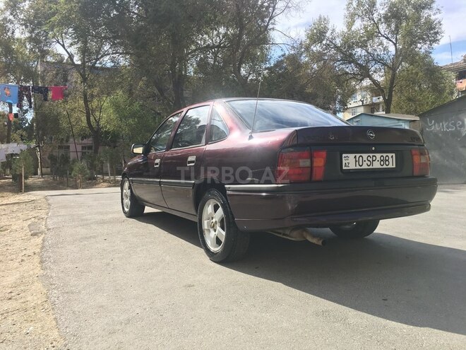 Opel Vectra 1993, 233,000 km - 1.8 l - Sumqayıt