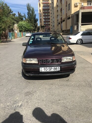 Opel Vectra 1993, 233,000 km - 1.8 l - Sumqayıt