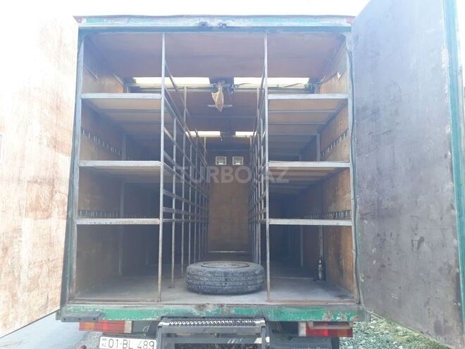 Mercedes Atego 815 1999, 450,000 km - 0.4 l - Bərdə