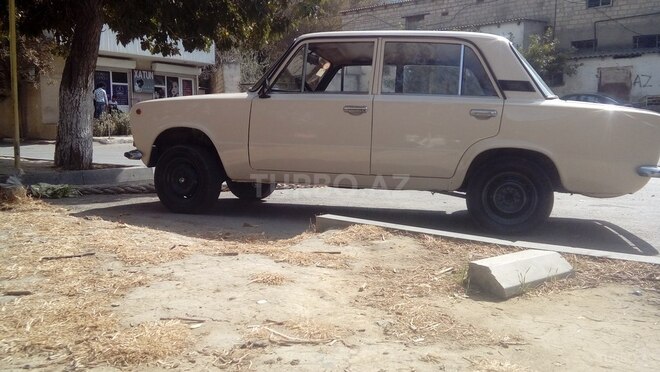 LADA (VAZ) 21011 1977, 384,000 km - 1.3 l - Bakı