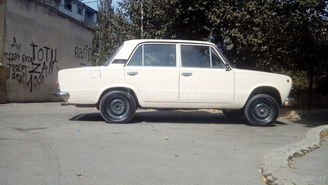LADA (VAZ) 21011 1977, 384,000 km - 1.3 l - Bakı