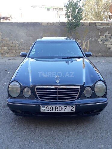 Mercedes E 240 2000, 291,000 km - 2.4 l - Bakı
