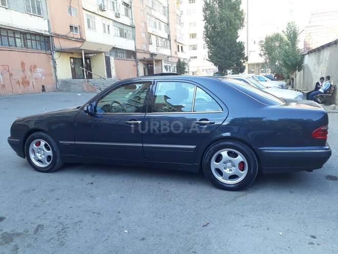 Mercedes E 240 2000, 291,000 km - 2.4 l - Bakı