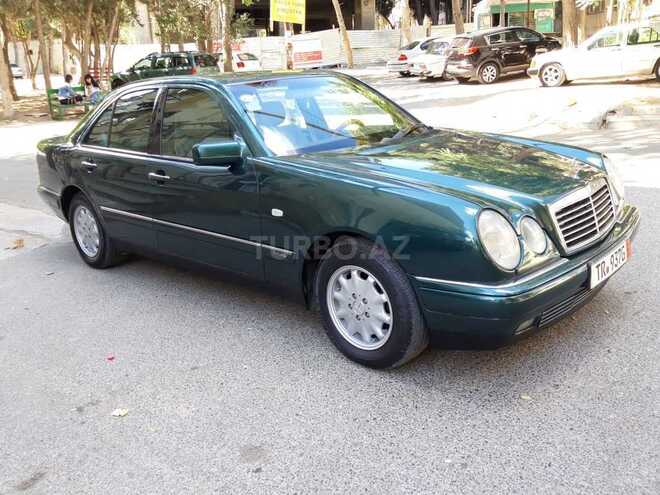 Mercedes E 240 1998, 279,800 km - 2.4 л - Xırdalan