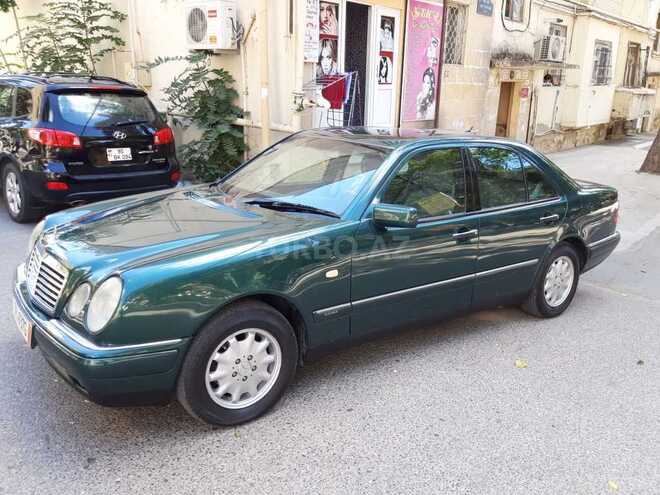 Mercedes E 240 1998, 279,800 km - 2.4 л - Xırdalan