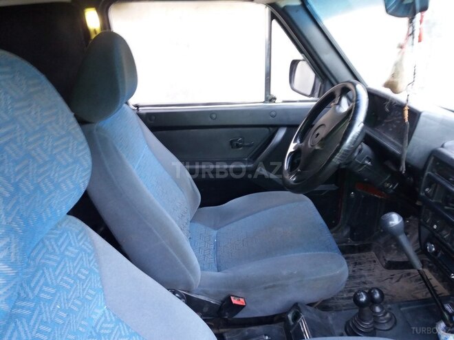 LADA (VAZ) Niva 1994, 200,000 km - 1.7 l - Quba