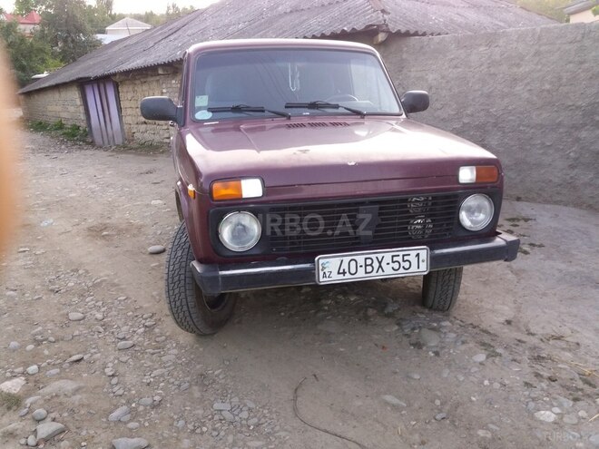 LADA (VAZ) Niva 1994, 200,000 km - 1.7 l - Quba