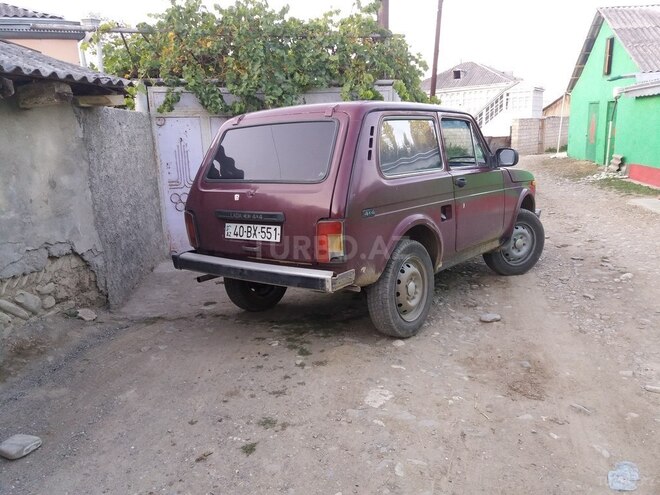 LADA (VAZ) Niva 1994, 200,000 km - 1.7 l - Quba