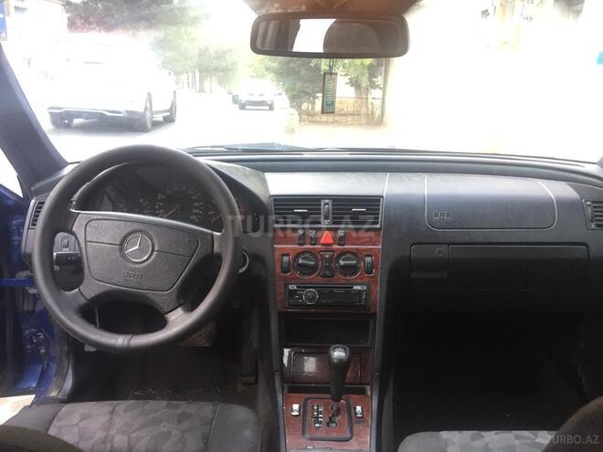 Mercedes C 220 1999, 494,942 km - 2.2 l - Bakı