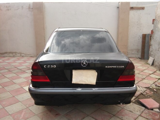 Mercedes C 230 1999, 310,000 km - 2.3 l - Bakı