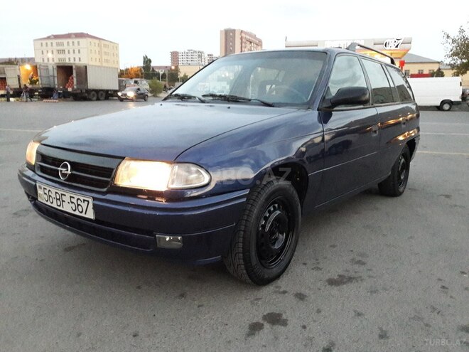 Opel Astra 1995, 235,000 km - 1.6 л - Sumqayıt