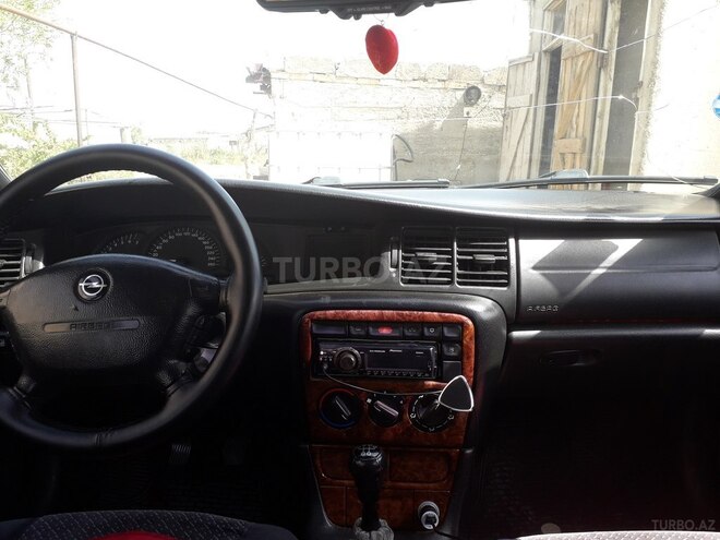 Opel Vectra 1996, 360,000 km - 2.0 l - Sumqayıt