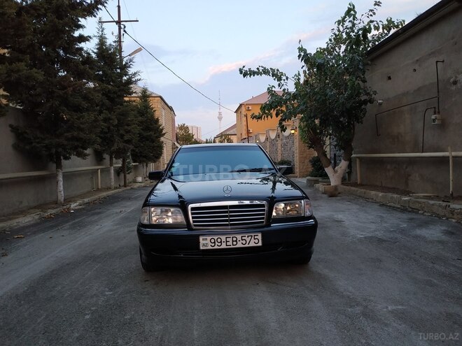 Mercedes C 220 1997, 245,000 km - 2.2 л - Bakı