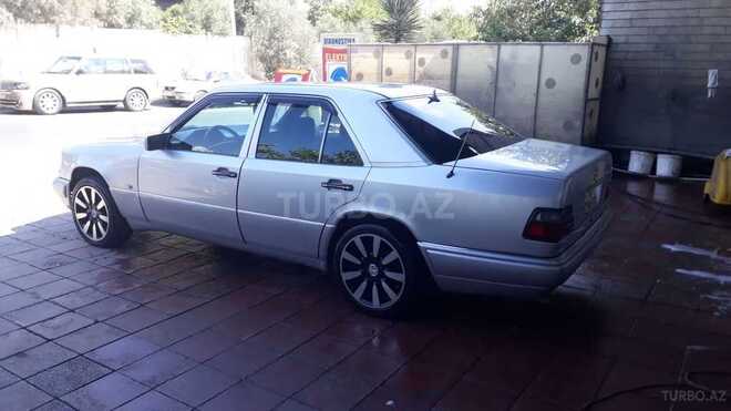 Mercedes E 280 1994, 40,245 km - 0.3 l - Bakı