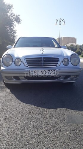 Mercedes E 280 2001, 210,000 km - 2.8 l - Bakı