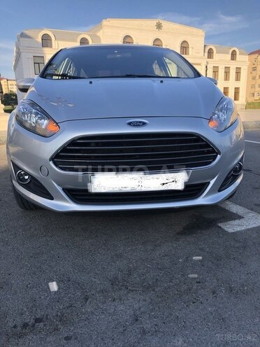 Ford Fiesta 2015, 49,990 km - 1.6 l - Bakı