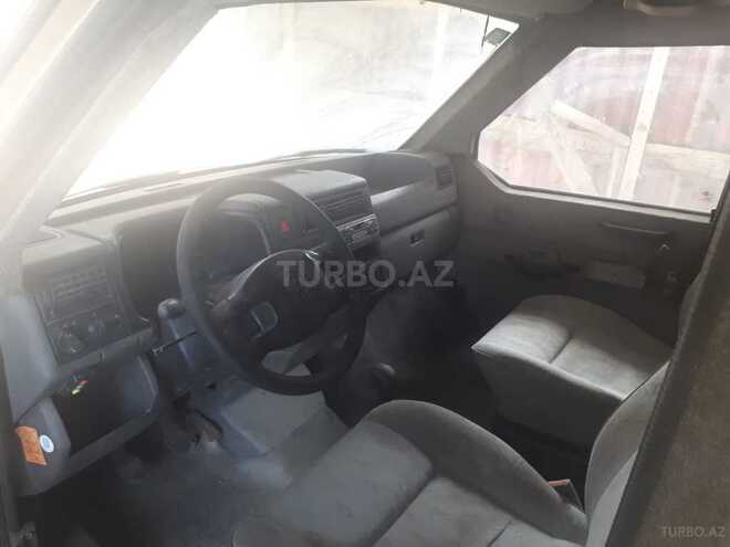 Volkswagen Transporter 1999, 2,700 km - 2.4 l - Bakı