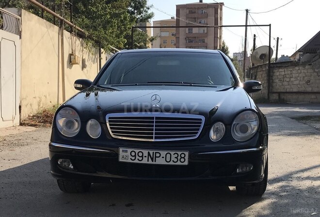 Mercedes E 320 2004, 265,000 km - 3.2 l - Bakı