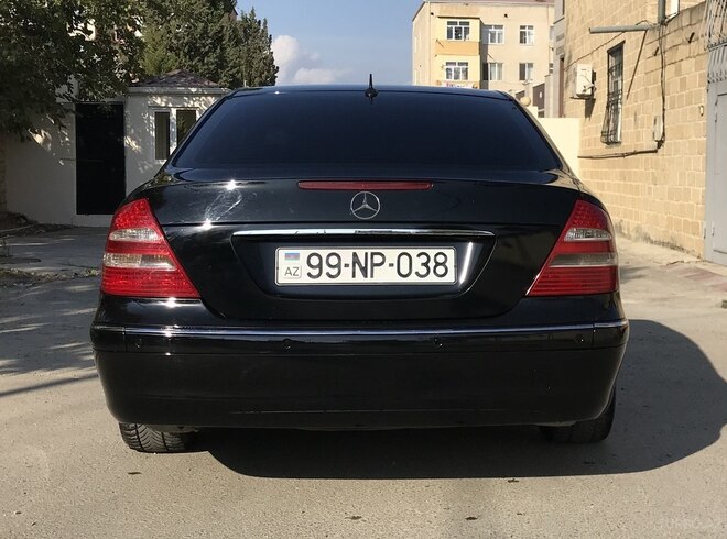 Mercedes E 320 2004, 265,000 km - 3.2 l - Bakı