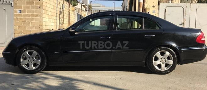 Mercedes E 320 2004, 265,000 km - 3.2 l - Bakı