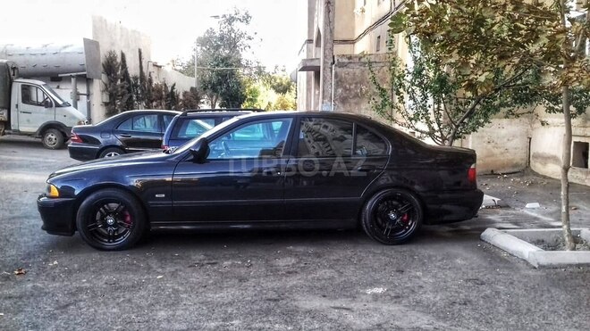 BMW 530 2001, 195,000 km - 3.0 l - Bakı