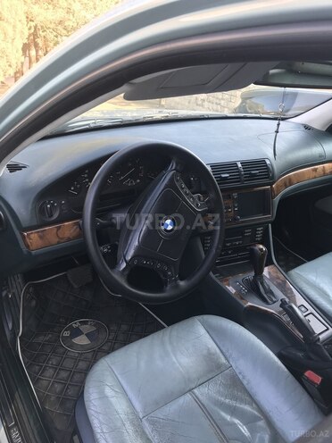 BMW 528 2000, 383,000 km - 2.8 l - Bakı