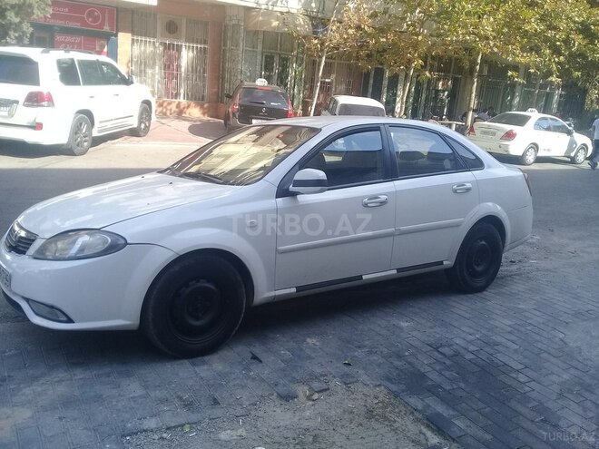 Daewoo Gentra 2013, 200,000 km - 1.5 l - Bakı