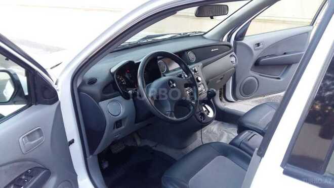 Mitsubishi Airtrek 2001, 71,000 km - 2.4 л - Bakı