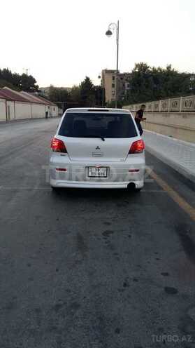 Mitsubishi Airtrek 2001, 71,000 km - 2.4 л - Bakı