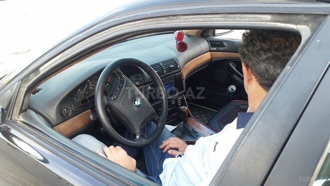 BMW 528 1998, 230,000 km - 0.3 l - Bakı