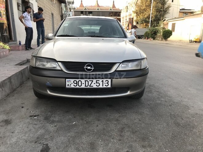 Opel Vectra 1996, 220,000 km - 1.6 л - Bakı