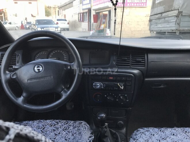 Opel Vectra 1996, 220,000 km - 1.6 л - Bakı
