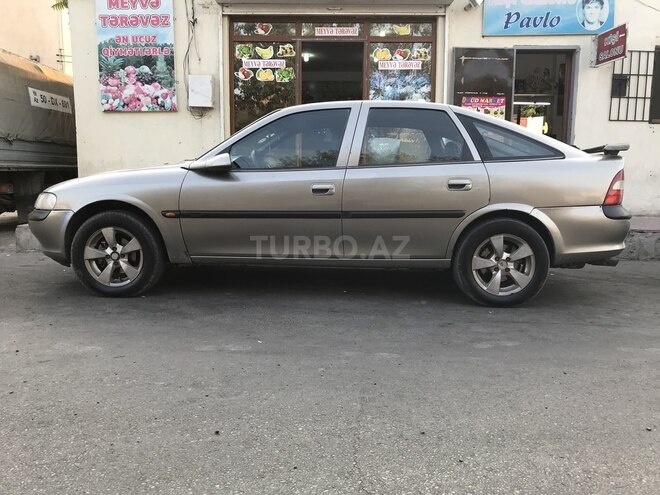 Opel Vectra 1996, 220,000 km - 1.6 л - Bakı