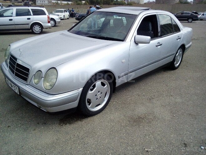 Mercedes E 240 1997, 271,000 km - 2.4 l - Şirvan