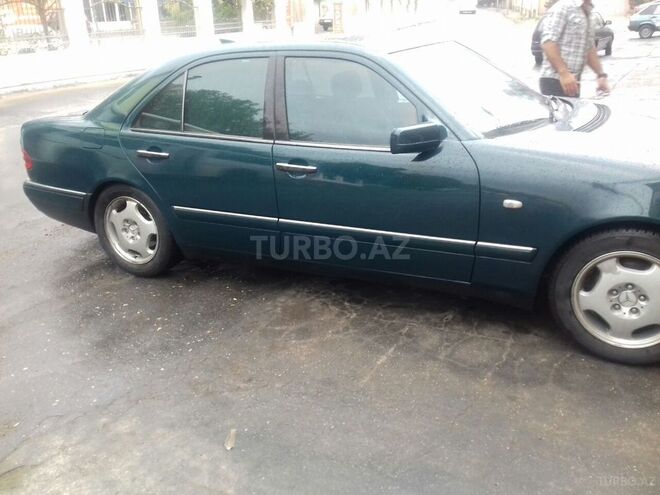Mercedes E 240 1998, 345,200 km - 2.4 l - Bakı