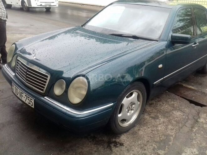 Mercedes E 240 1998, 345,200 km - 2.4 l - Bakı