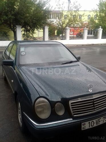 Mercedes E 240 1998, 345,200 km - 2.4 l - Bakı
