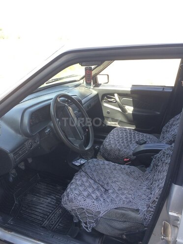 LADA (VAZ) 21099 2004, 110,870 km - 0.2 l - Salyan