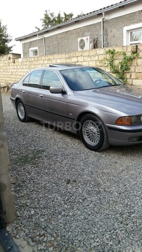BMW 528 1997, 305,000 km - 2.8 l - Sumqayıt