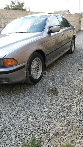 BMW 528 1997, 305,000 km - 2.8 l - Sumqayıt