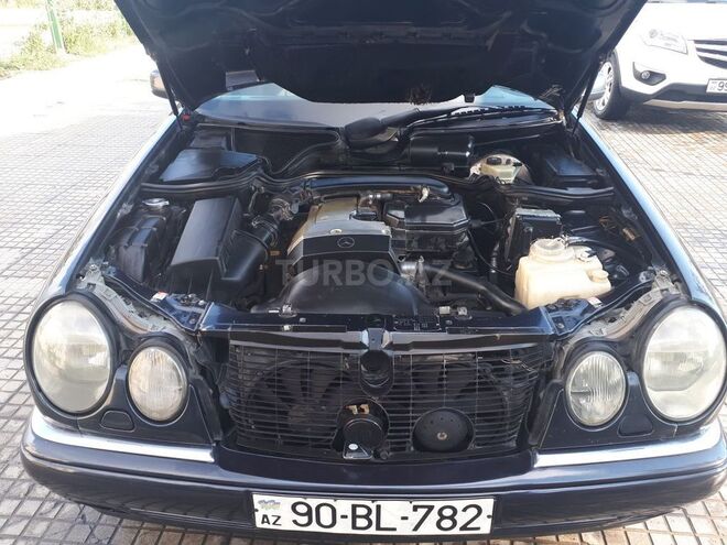 Mercedes E 200 1996, 446,000 km - 2.0 l - Bakı