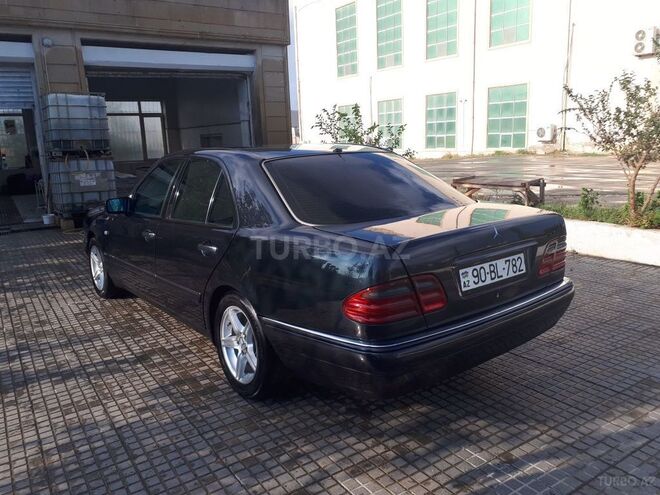 Mercedes E 200 1996, 446,000 km - 2.0 l - Bakı