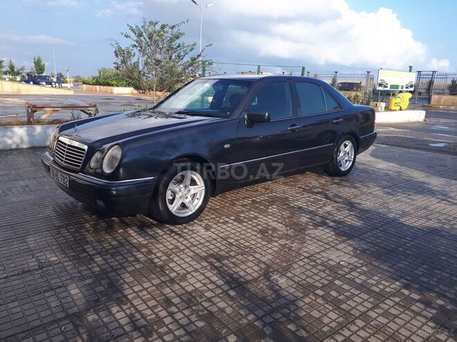 Mercedes E 200 1996, 446,000 km - 2.0 l - Bakı