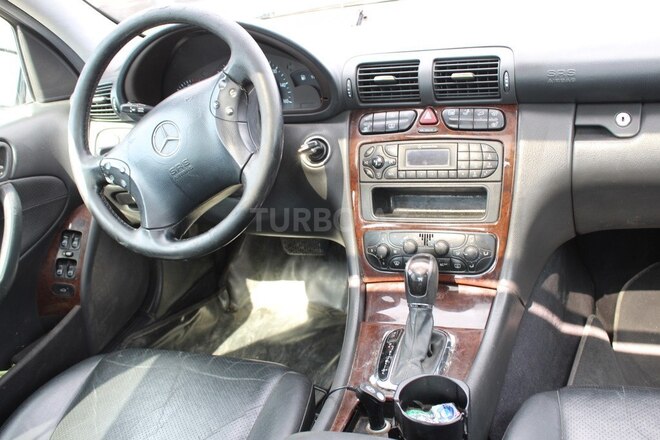 Mercedes C 240 2004, 330,224 km - 2.6 l - Bakı