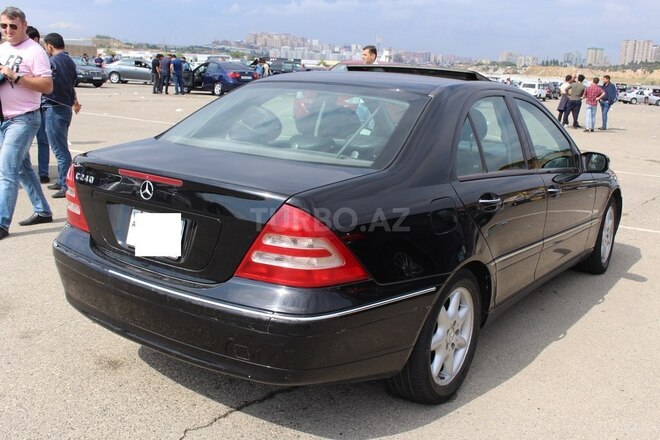 Mercedes C 240 2004, 330,224 km - 2.6 l - Bakı