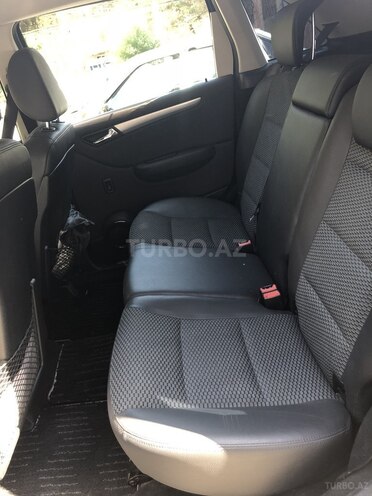 Mercedes B 180 2009, 93,090 km - 1.7 l - Bakı