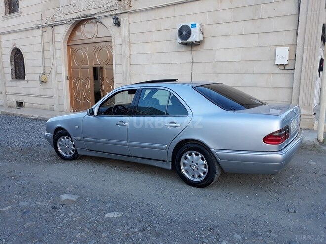 Mercedes E 230 1997, 312,000 km - 2.3 l - Gəncə