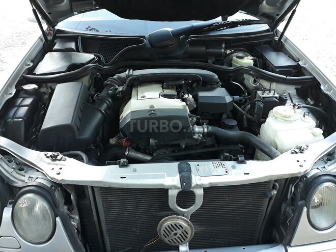 Mercedes E 230 1997, 312,000 km - 2.3 l - Gəncə