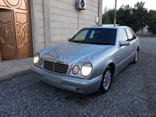 Mercedes E 230 1997, 312,000 km - 2.3 l - Gəncə