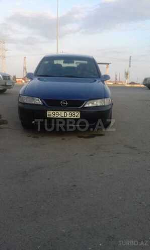 Opel Vectra 1995, 150,000 km - 2.0 l - Bakı
